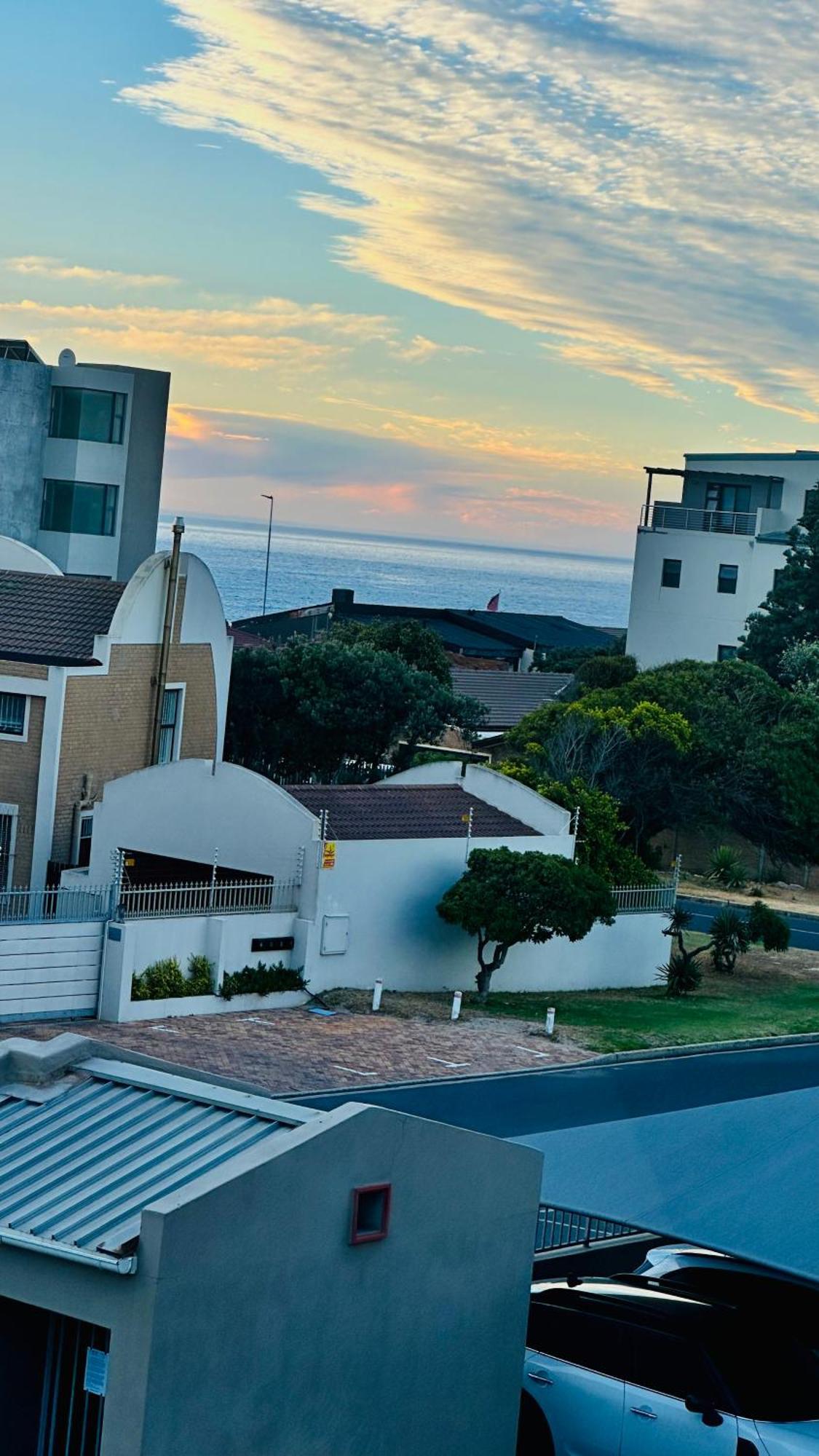 Caline Vip Apartments, Beach Close Bloubergstrand Luaran gambar