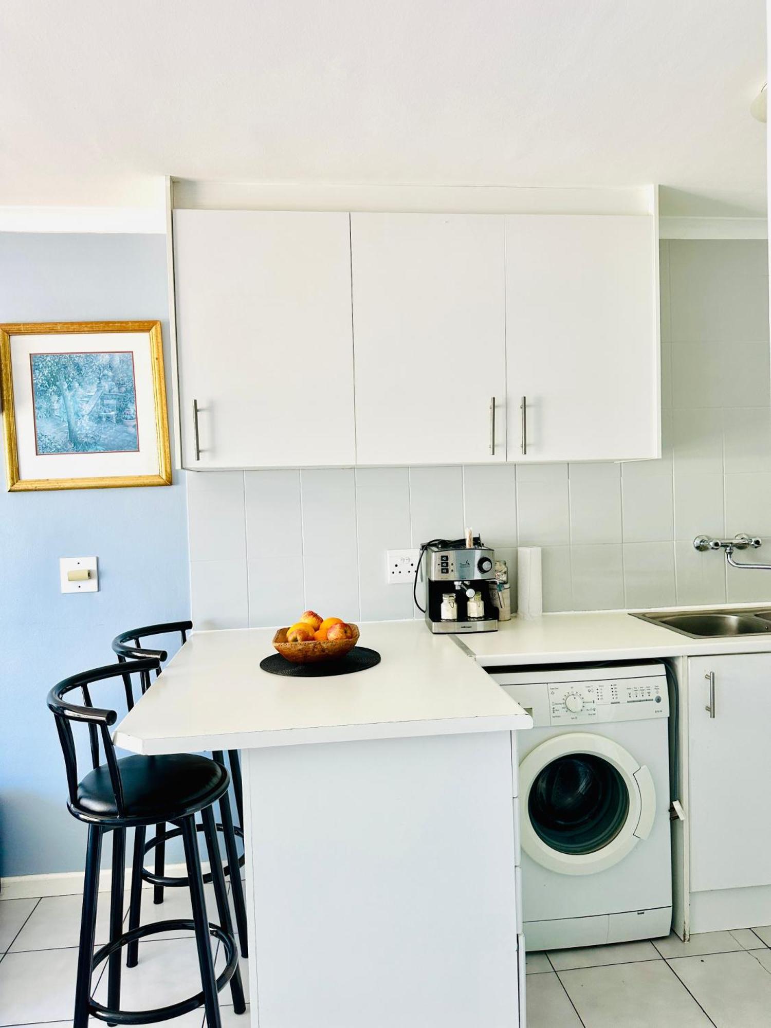 Caline Vip Apartments, Beach Close Bloubergstrand Bilik gambar