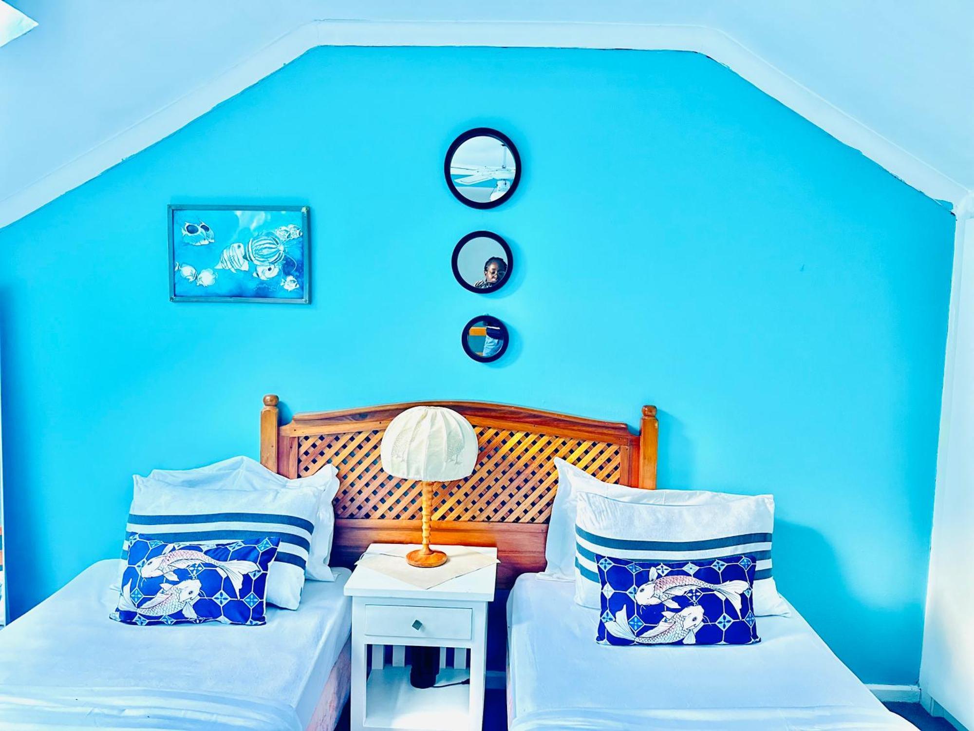 Caline Vip Apartments, Beach Close Bloubergstrand Luaran gambar