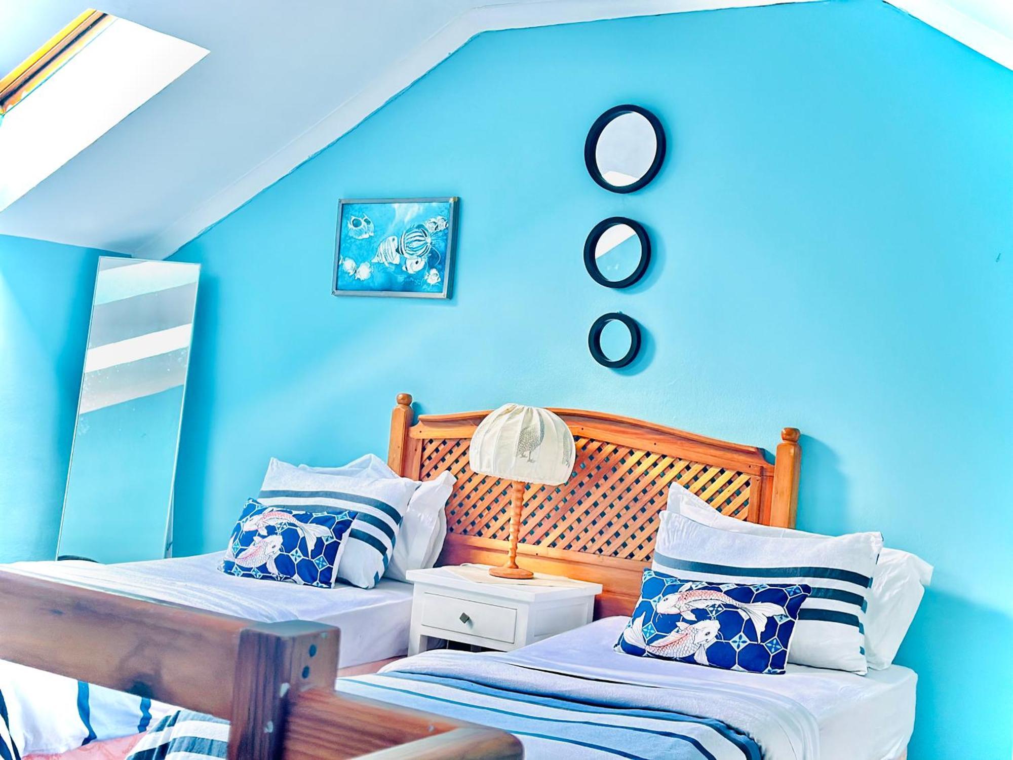 Caline Vip Apartments, Beach Close Bloubergstrand Luaran gambar